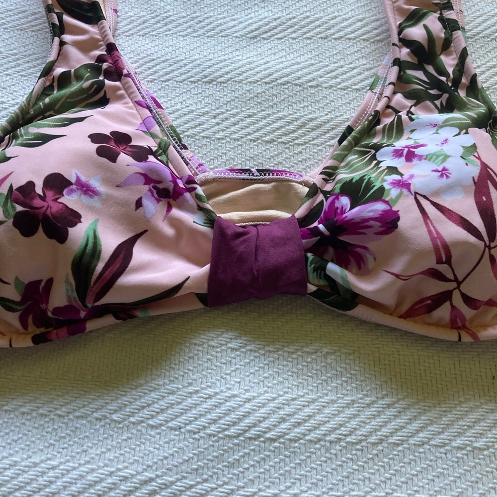 Mossimo Bikini Top M - Picture 2 of 4